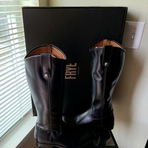 FRYE womwn's boots